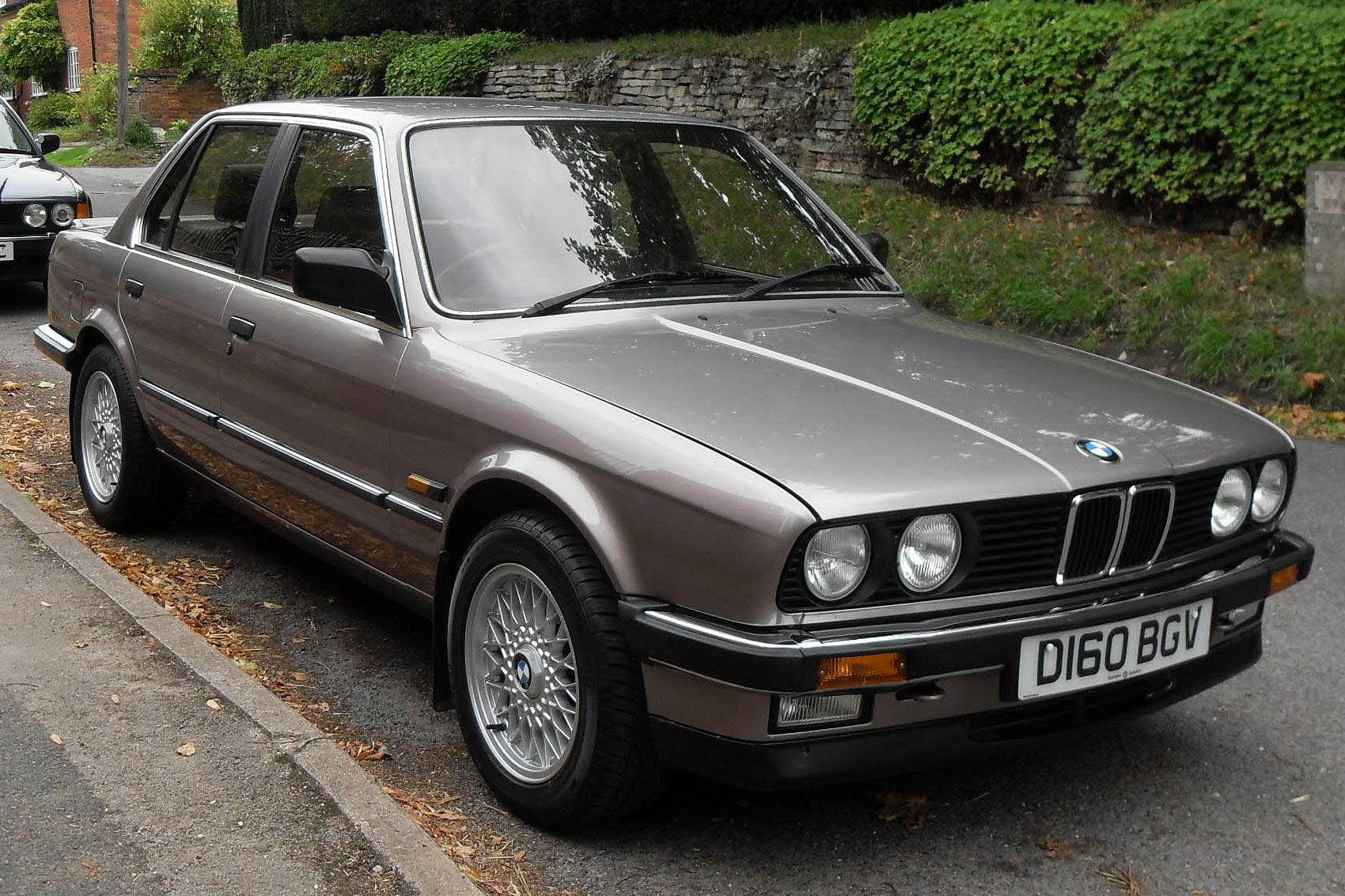 BMW 3-Series Saloon (1983 - 1992) Front End PPF Kit