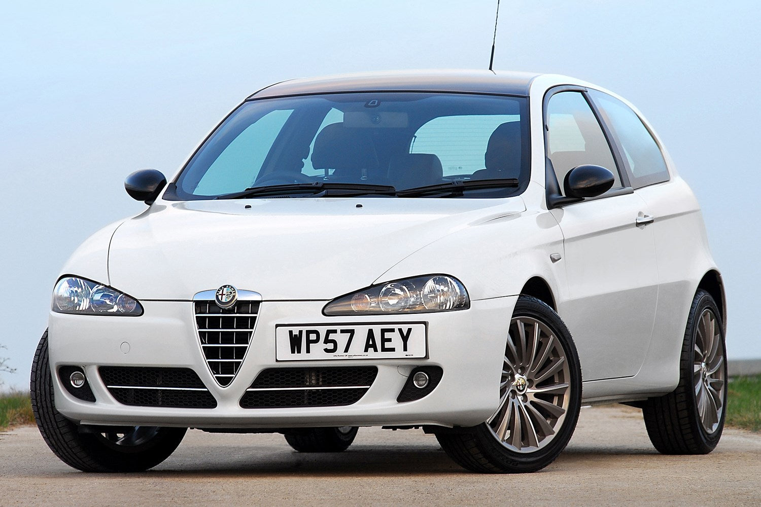 Alfa Romeo 147 (2001 - 2009) Front End PPF Kit