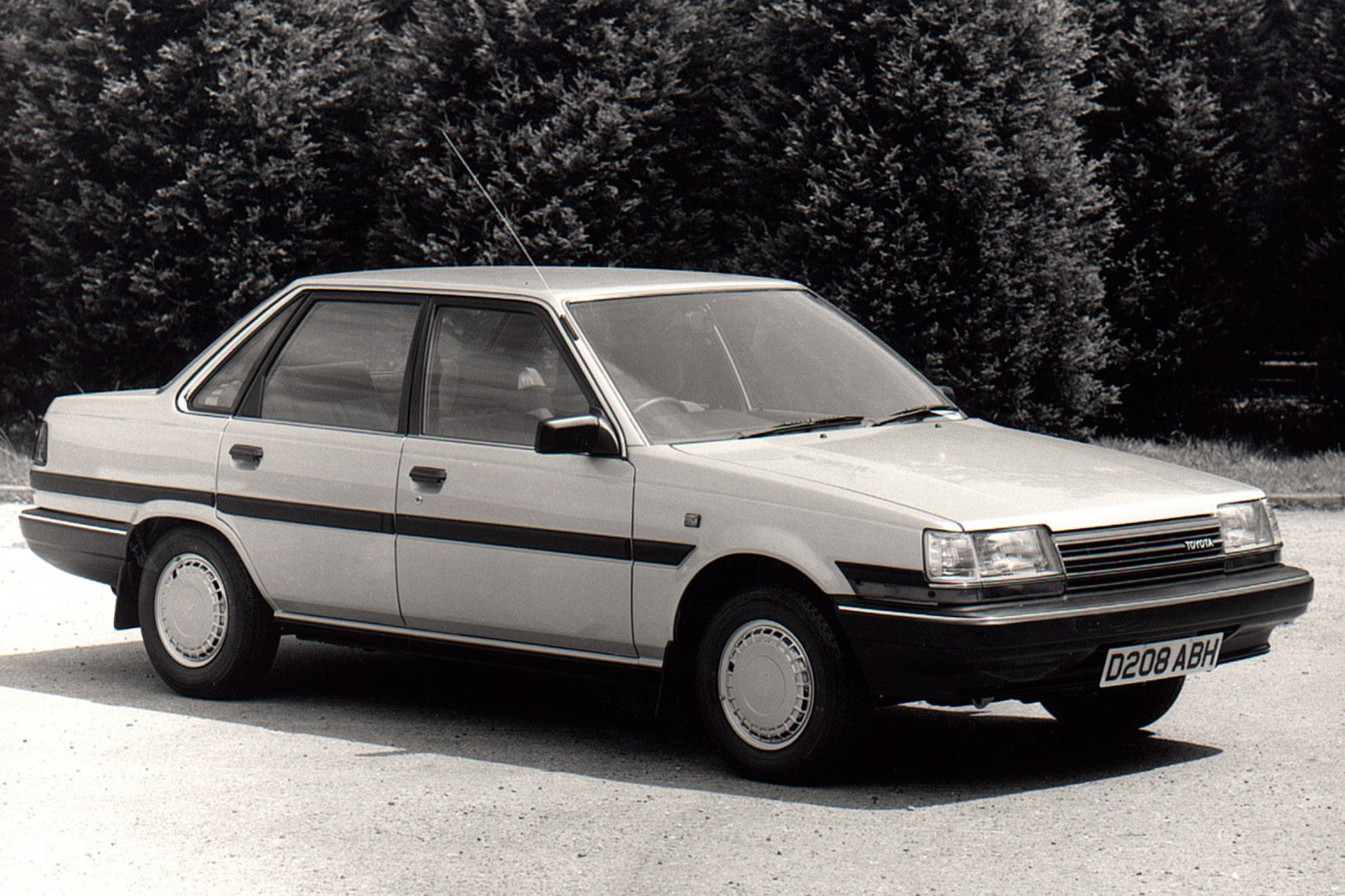 Toyota Carina Saloon (1984 - 1988) Front End PPF Kit